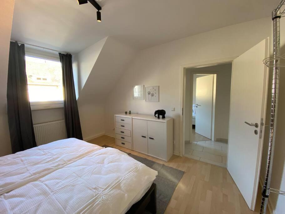 Apartment Ruhiges Dg - 6 P. - Urban - Oepnv